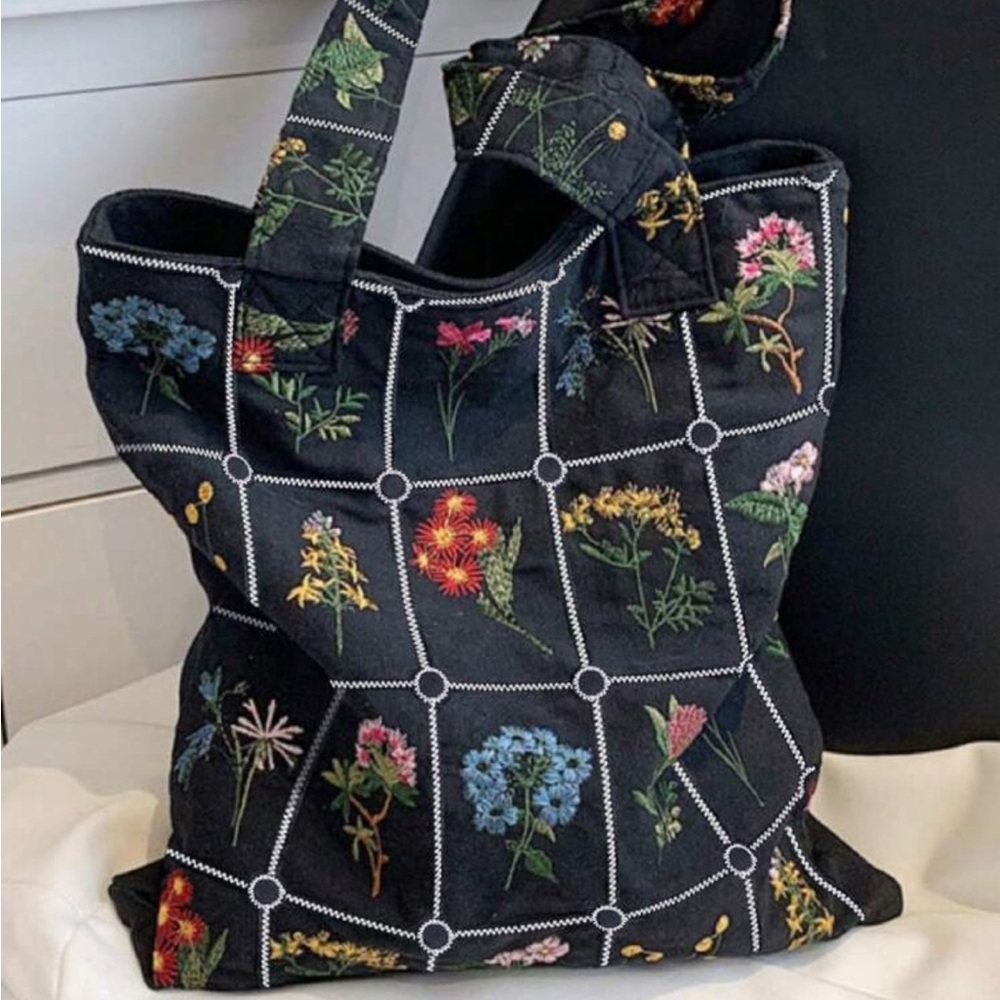 Floral Embroidered Black Tote Bag - Picture 9 of 10